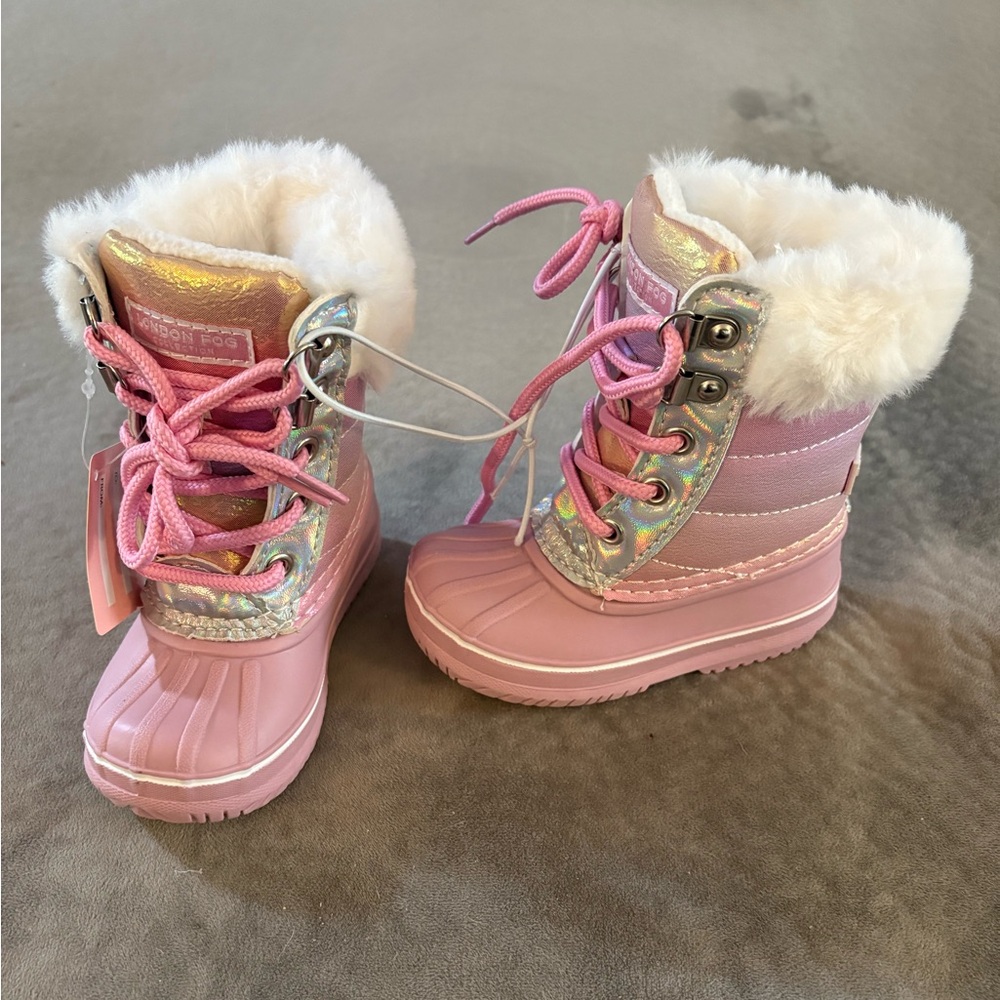 London Fog Girls Sz 5 Pink and Silver Fur-Lined Boots